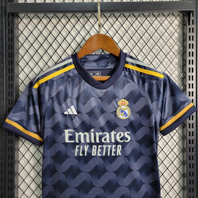 kit-infantil-real-madrid-away-23-24-2