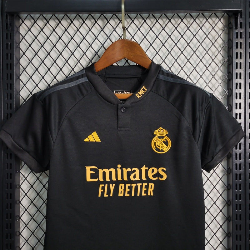 kit-infantil-real-madrid-away-iii-23-24-2