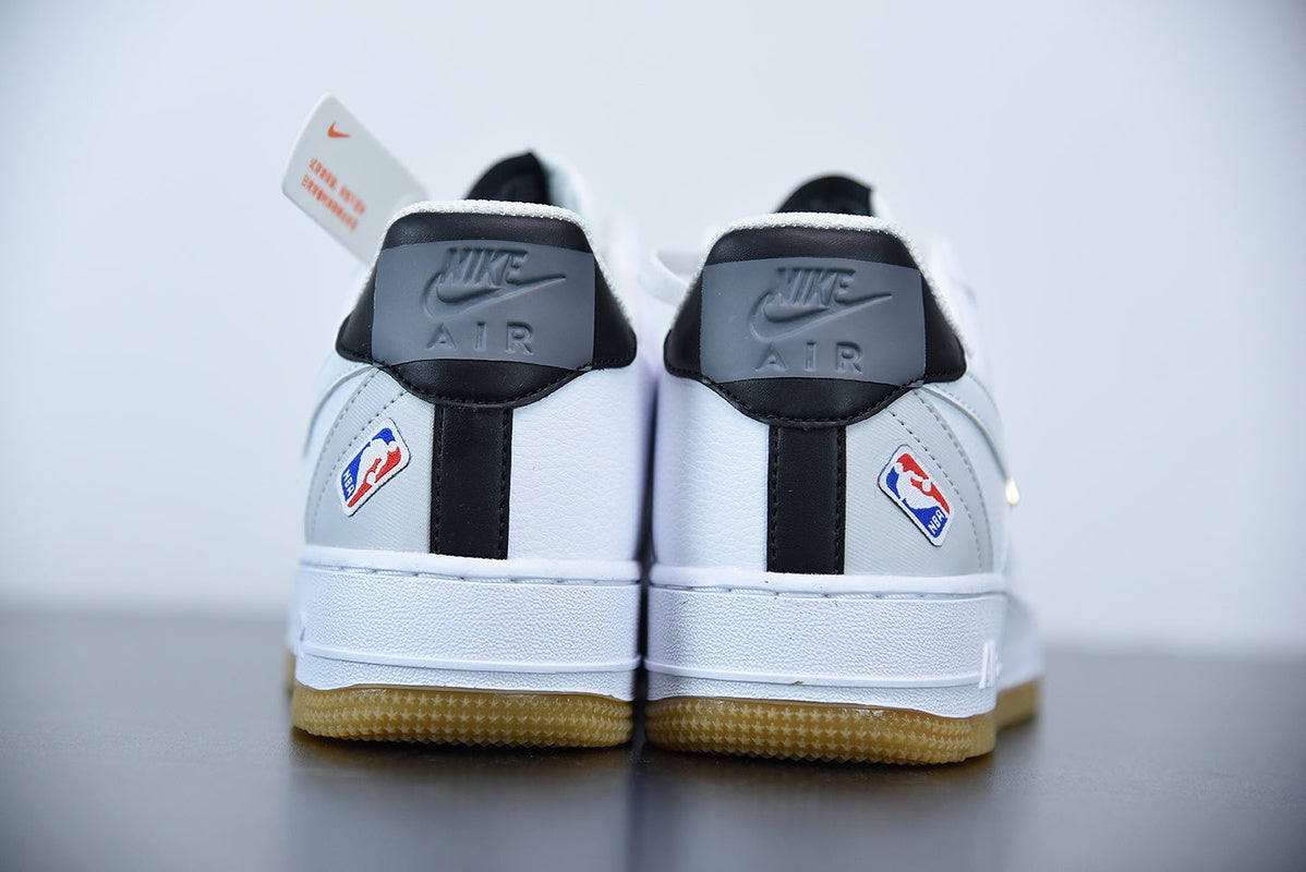 nike-air-force-1-nba-white-grey-gum-4