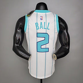 regata-charlotte-hornets-masculina-branca-2